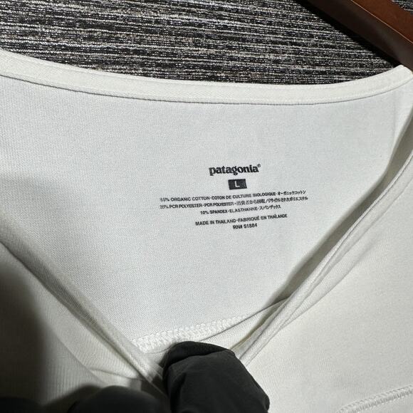 Patagonia Vitaliti Tank Shirt Women's L White Sleeveless High Neck 53447 - Picture 2 of 11